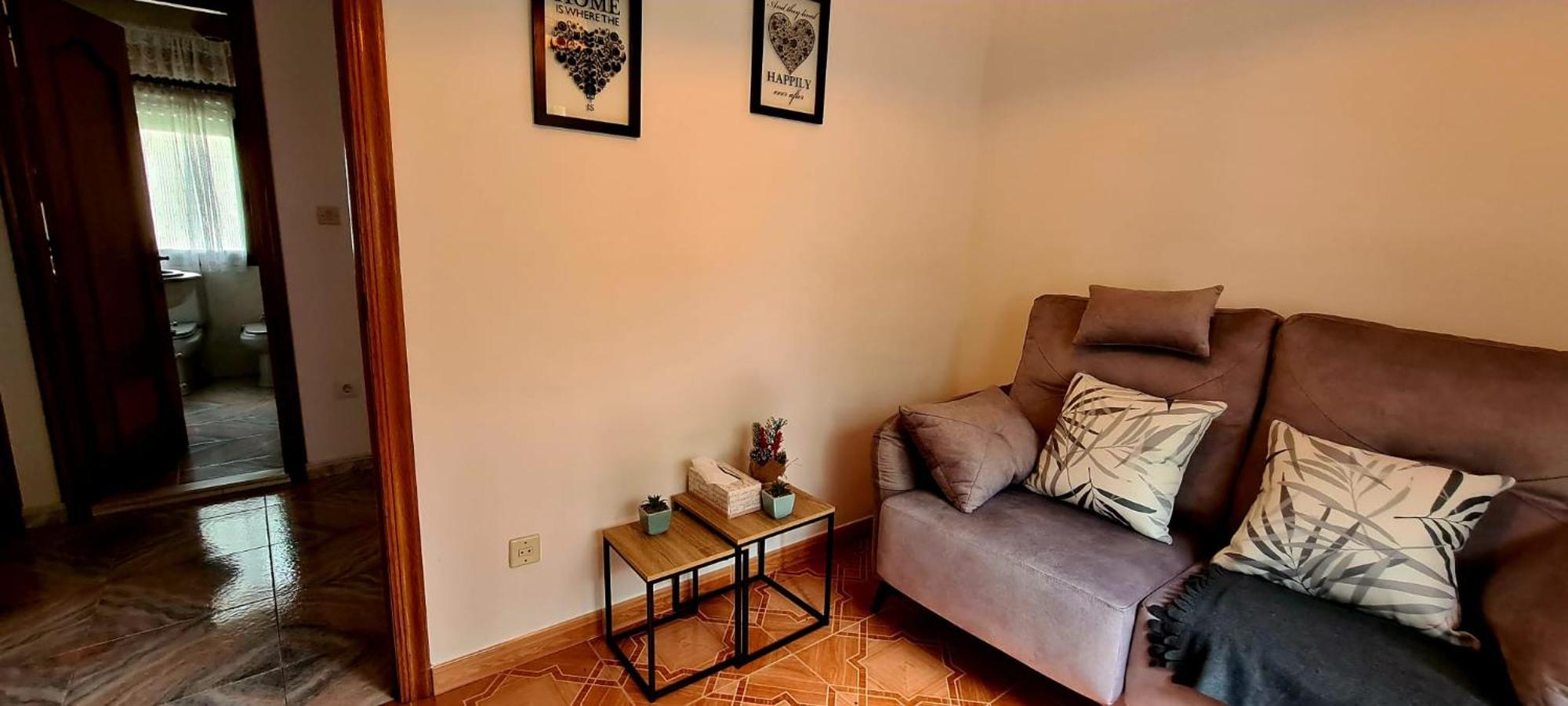 La Falguera Pola de Lena Luaran gambar